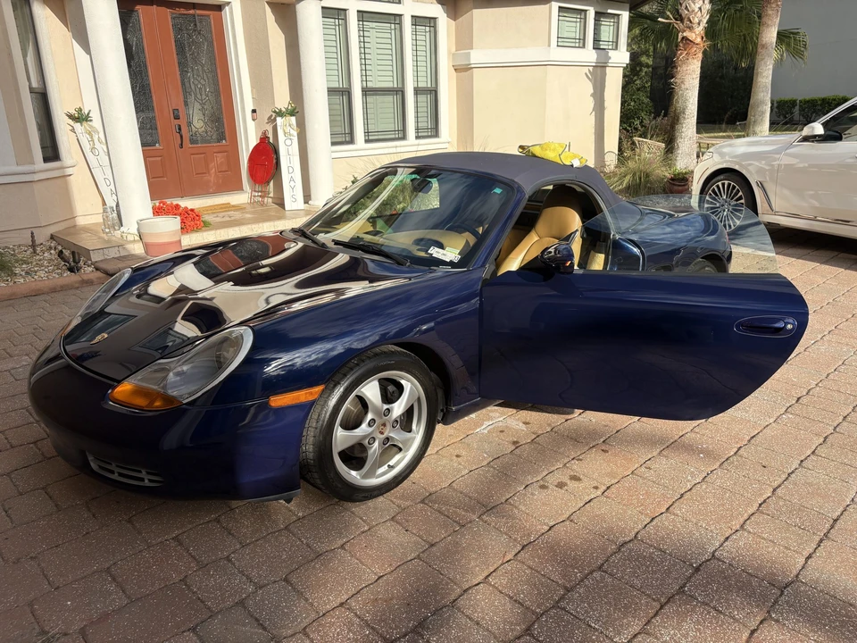 2001 Porsche 986 Boxster - Image 19 of 31