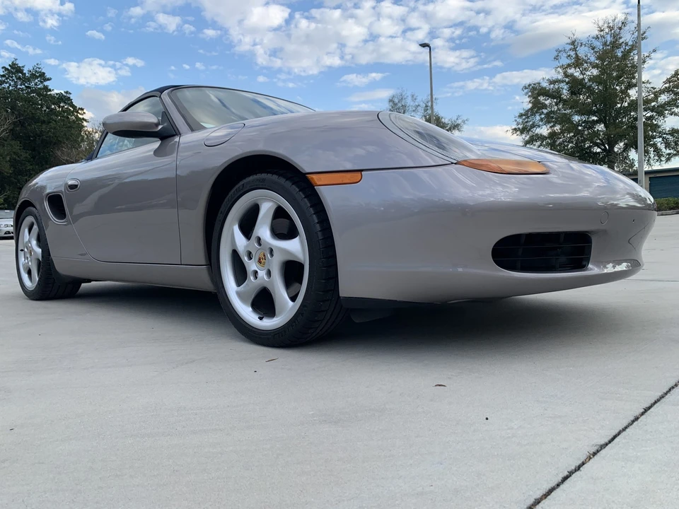 2001 Porsche 986 Boxster - Image 9 of 31