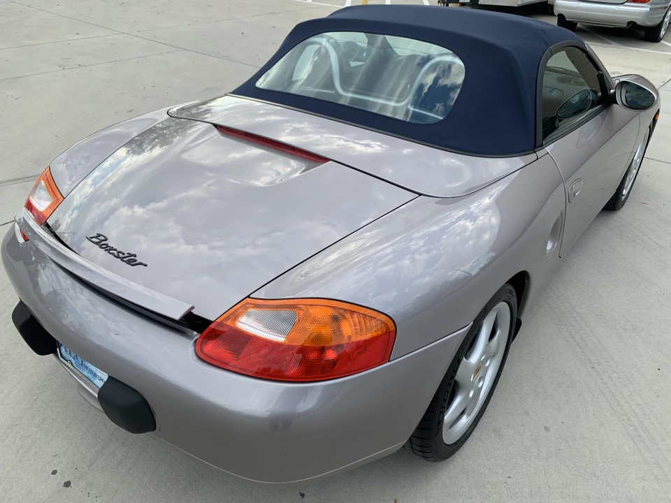 2001 Porsche 986 Boxster - Image 12 of 31