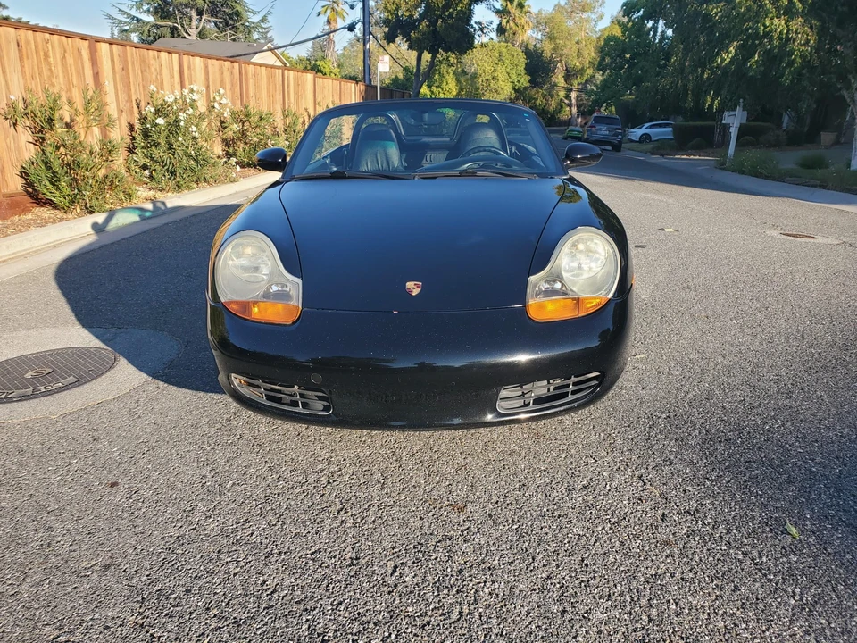 2001 Porsche 986 Boxster - Image 3 of 31