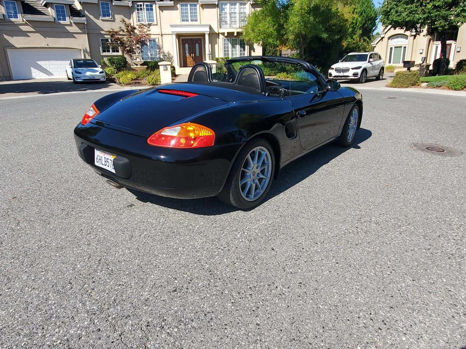 2001 Porsche 986 Boxster - Image 6 of 31