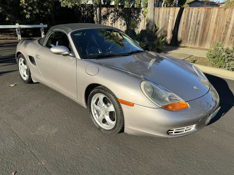2001 Porsche 986 Boxster - Image 6 of 31