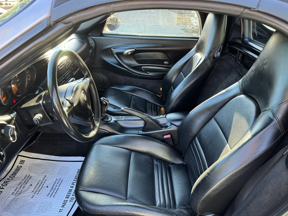 2001 Porsche 986 Boxster - Image 19 of 31