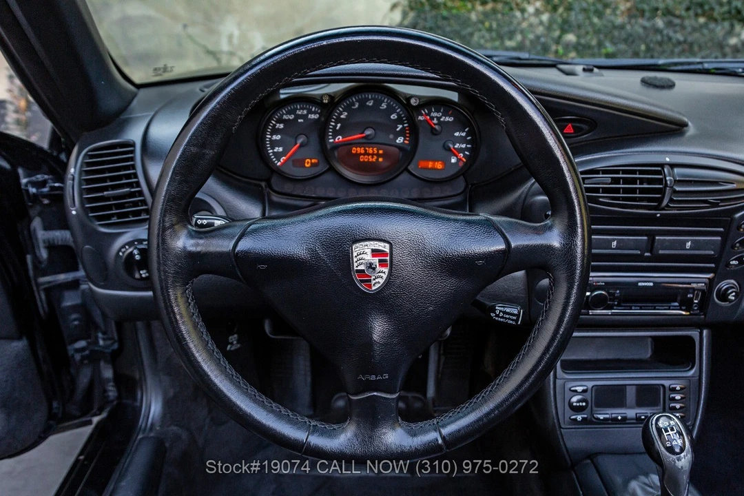 2001 Porsche 986 Boxster - Image 24 of 31