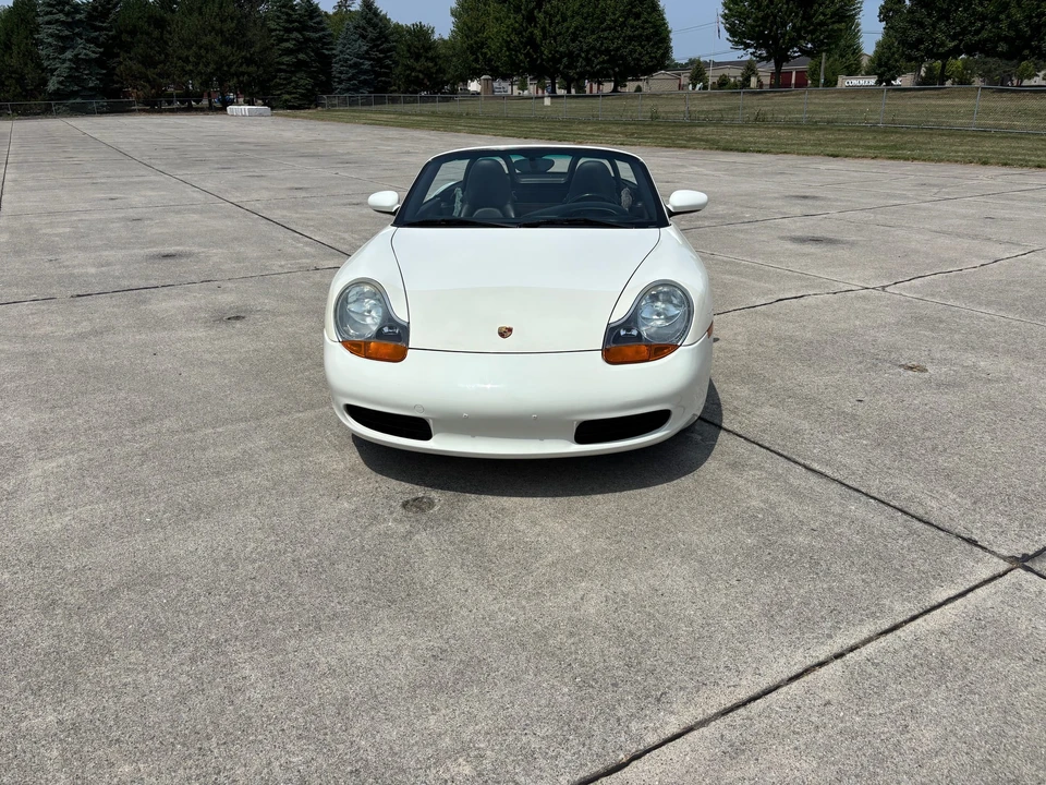2001 Porsche 986 Boxster - Image 3 of 31