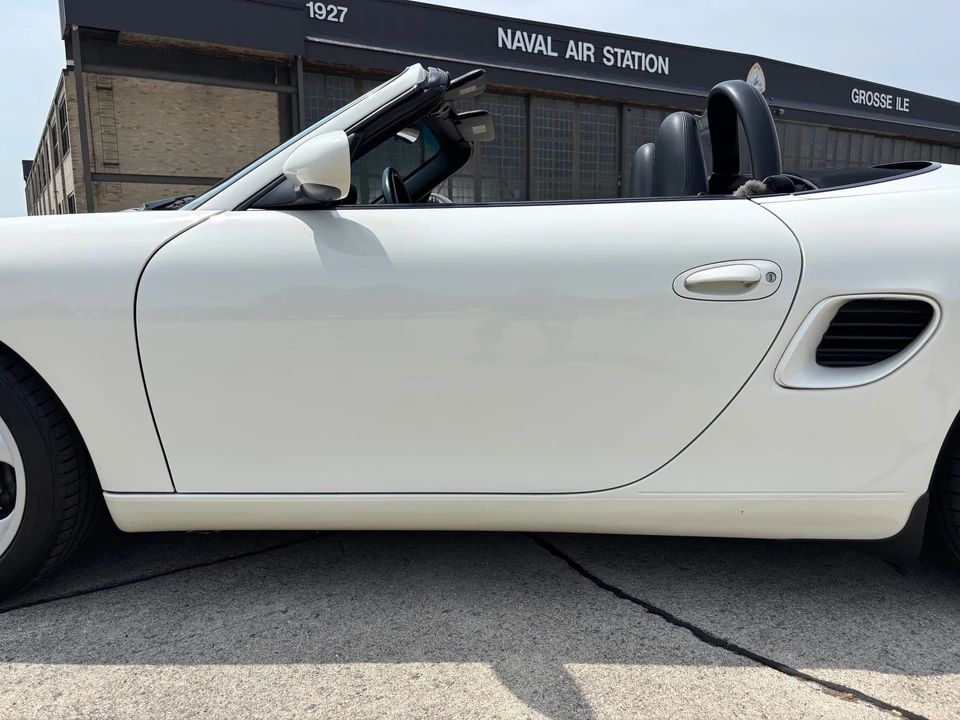 2001 Porsche 986 Boxster - Image 19 of 31