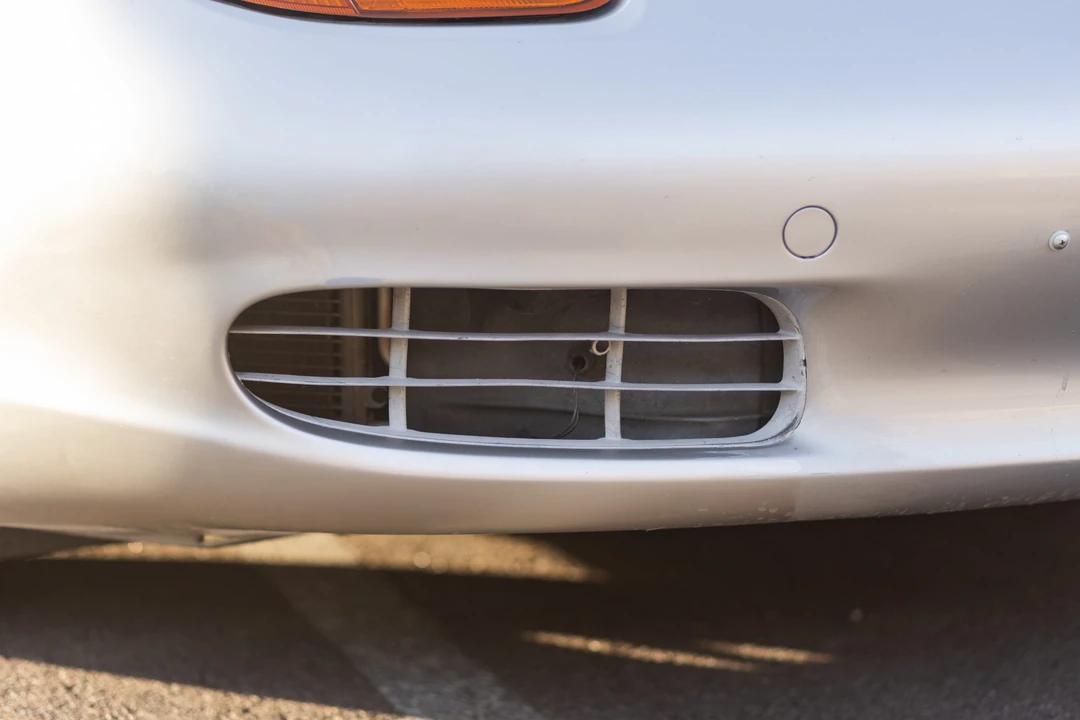 2001 Porsche 986 Boxster - Image 24 of 31