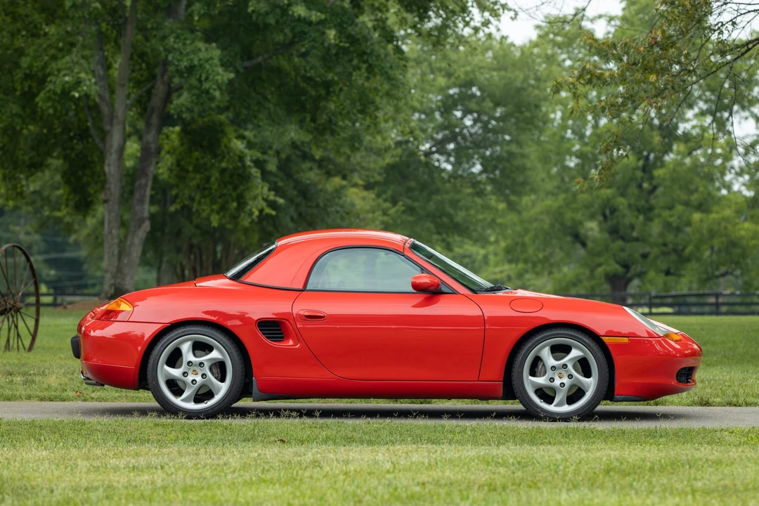 2001 Porsche 986 Boxster - Image 6 of 31