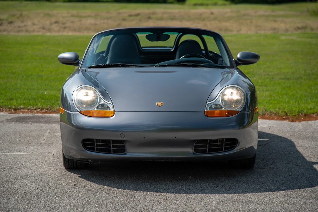 2001 Porsche 986 Boxster - Image 14 of 31