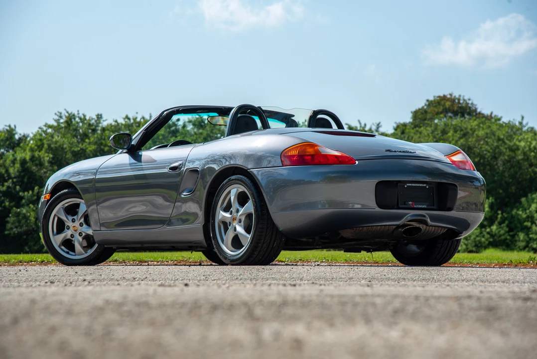 2001 Porsche 986 Boxster - Image 5 of 31