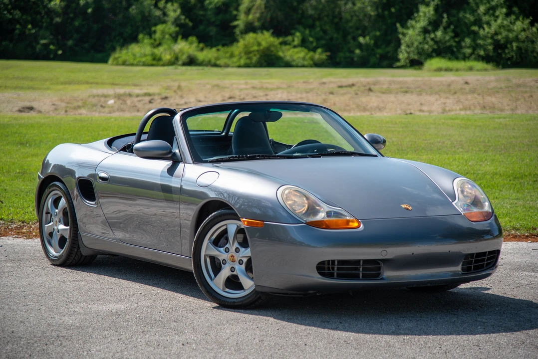 2001 Porsche 986 Boxster - Image 12 of 31