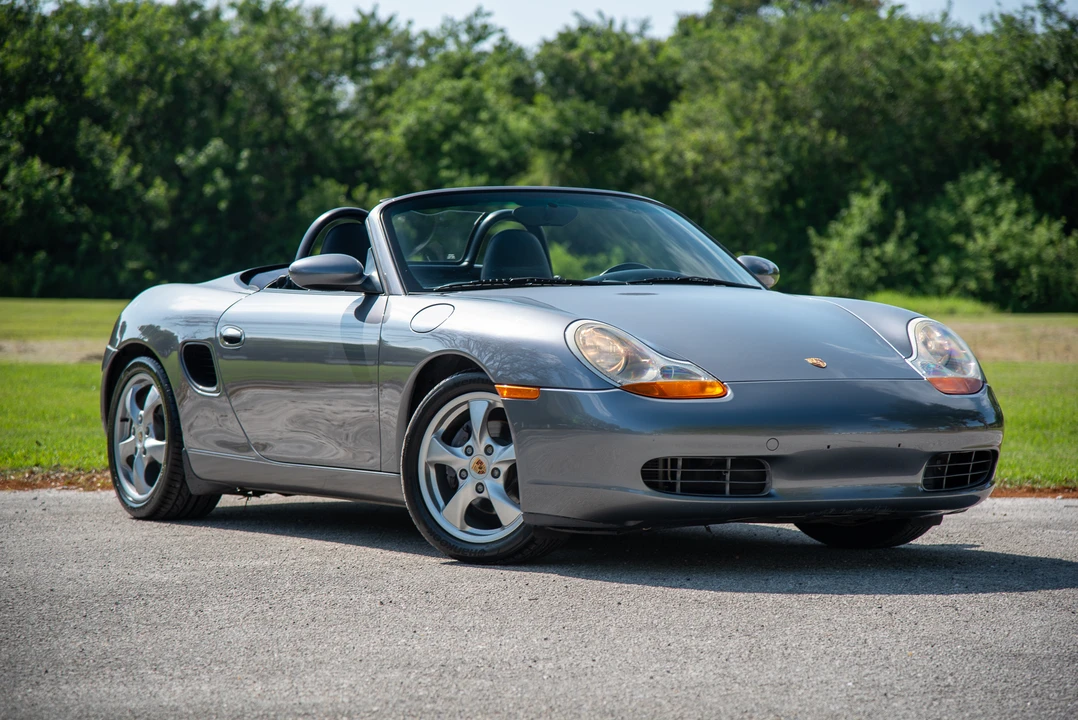 2001 Porsche 986 Boxster - Image 11 of 31