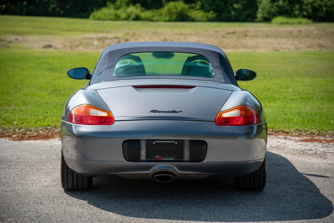 2001 Porsche 986 Boxster - Image 16 of 31
