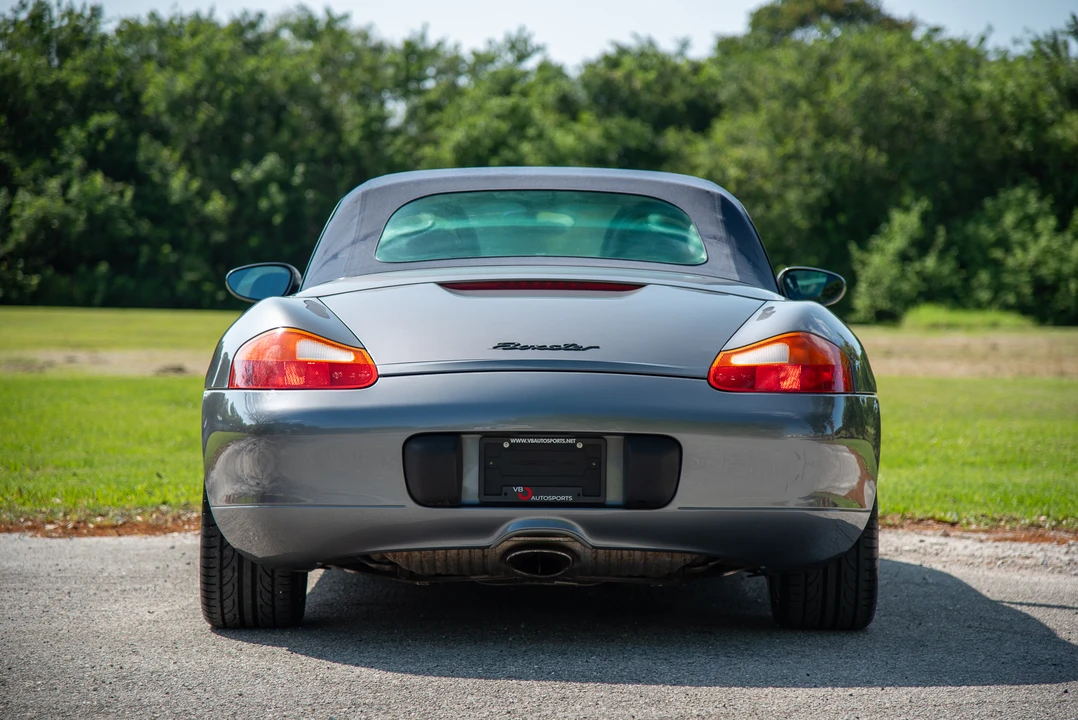2001 Porsche 986 Boxster - Image 15 of 31