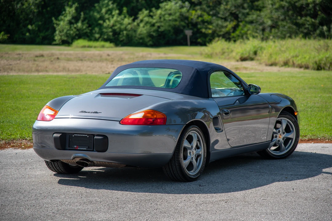 2001 Porsche 986 Boxster - Image 17 of 31