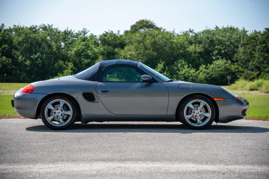 2001 Porsche 986 Boxster - Image 19 of 31