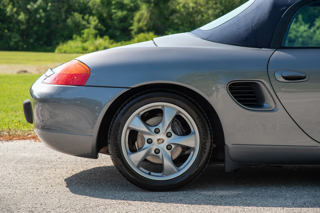 2001 Porsche 986 Boxster - Image 26 of 31