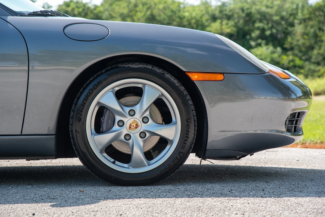 2001 Porsche 986 Boxster - Image 27 of 31