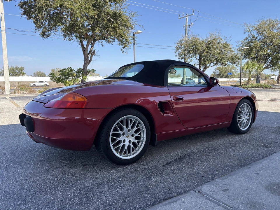2001 Porsche 986 Boxster - Image 5 of 31