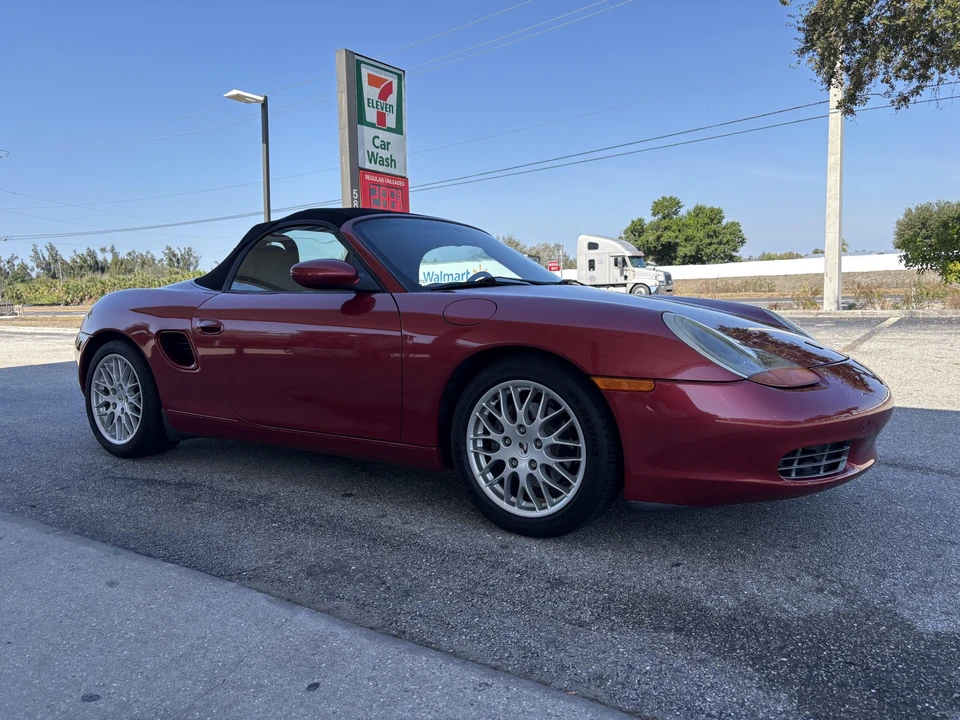2001 Porsche 986 Boxster - Image 7 of 31