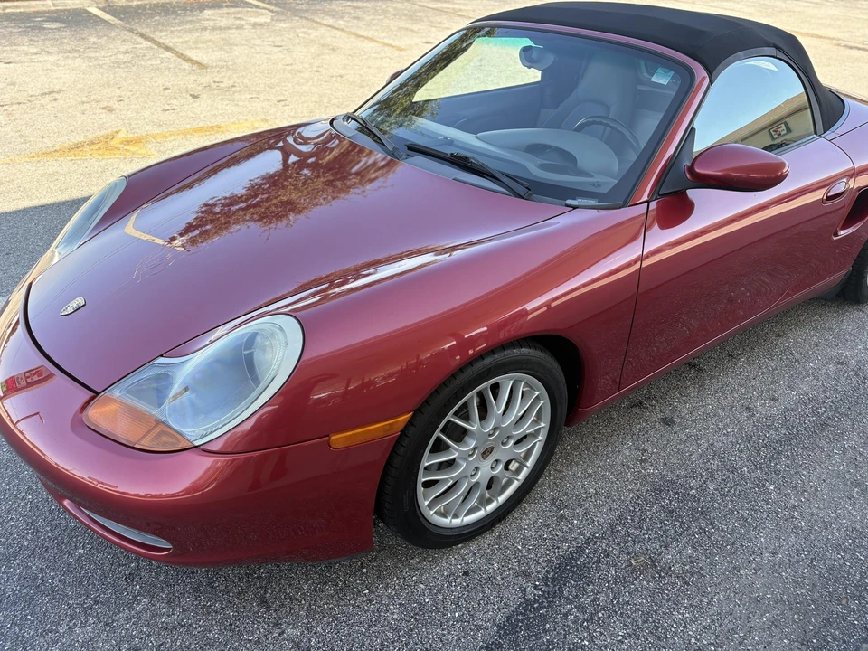 2001 Porsche 986 Boxster - Image 24 of 31