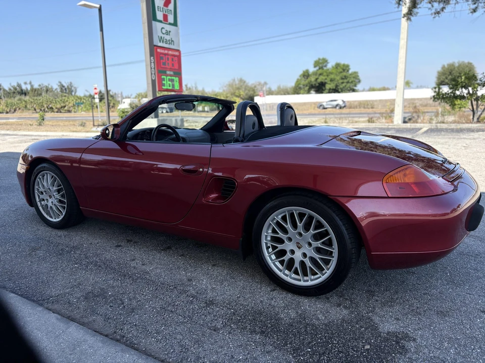 2001 Porsche 986 Boxster - Image 4 of 31