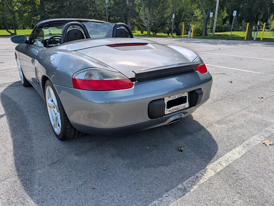 2001 Porsche 986 Boxster - Image 6 of 31