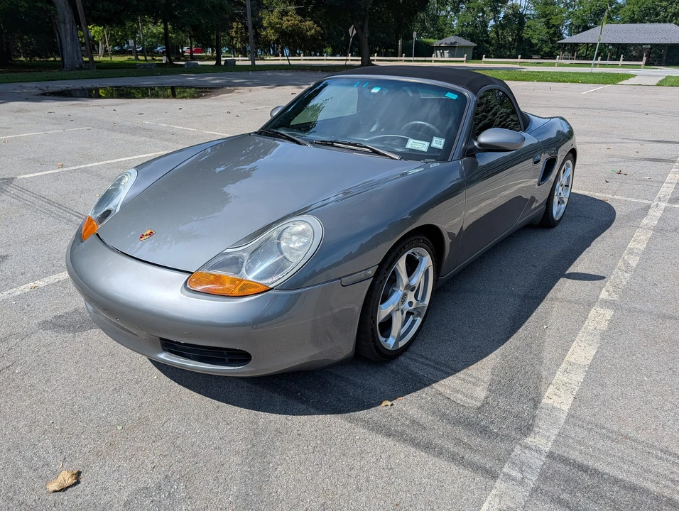 2001 Porsche 986 Boxster - Image 13 of 31