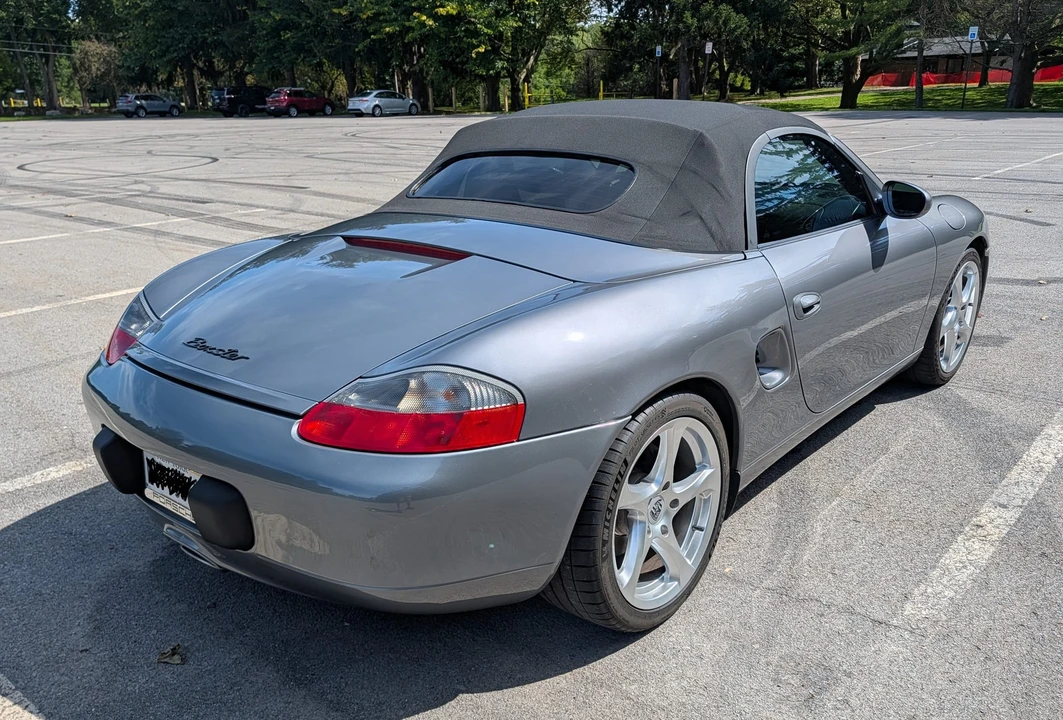 2001 Porsche 986 Boxster - Image 17 of 31