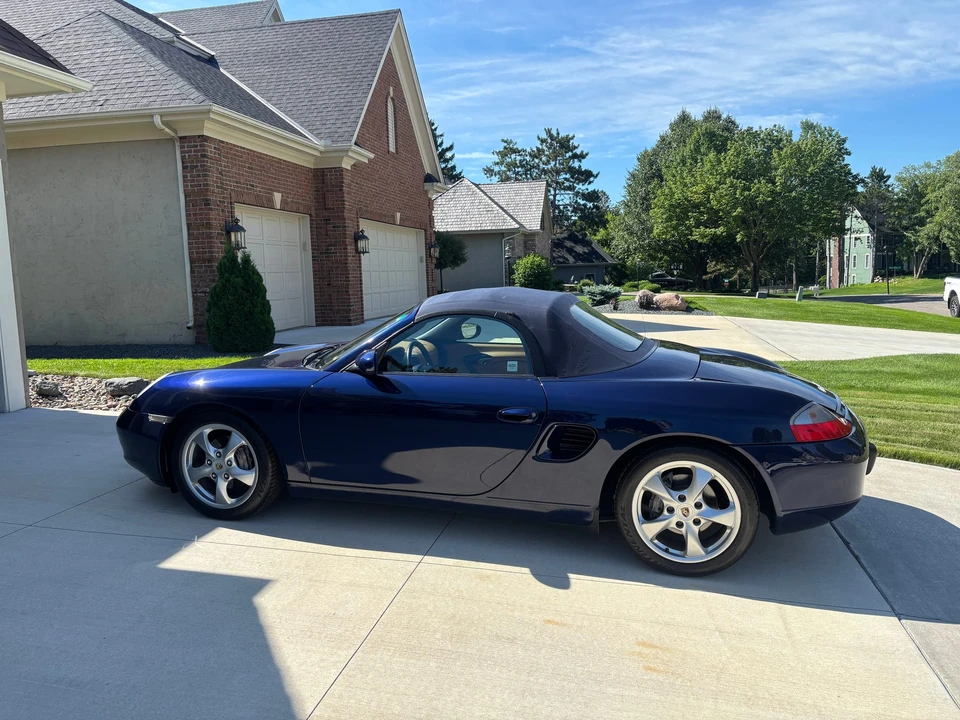 2001 Porsche 986 Boxster - Image 5 of 31