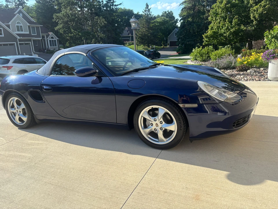 2001 Porsche 986 Boxster - Image 6 of 31