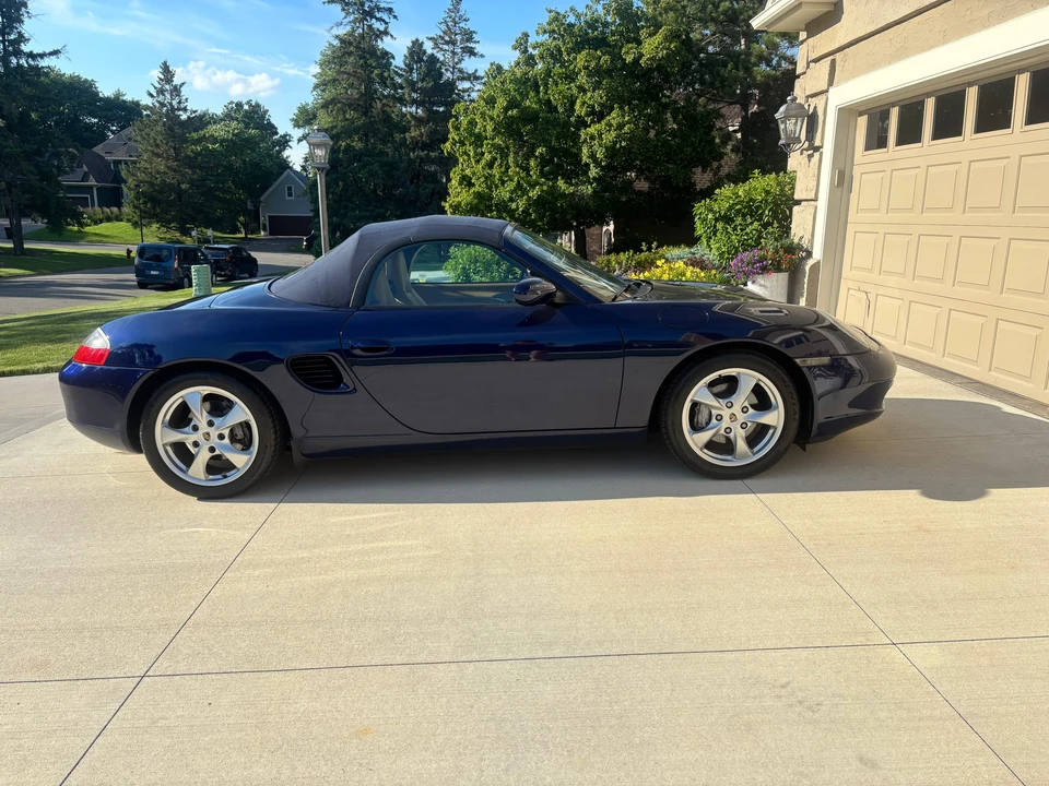 2001 Porsche 986 Boxster - Image 7 of 31