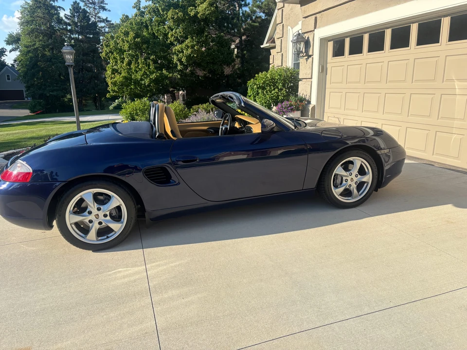 2001 Porsche 986 Boxster - Image 3 of 31