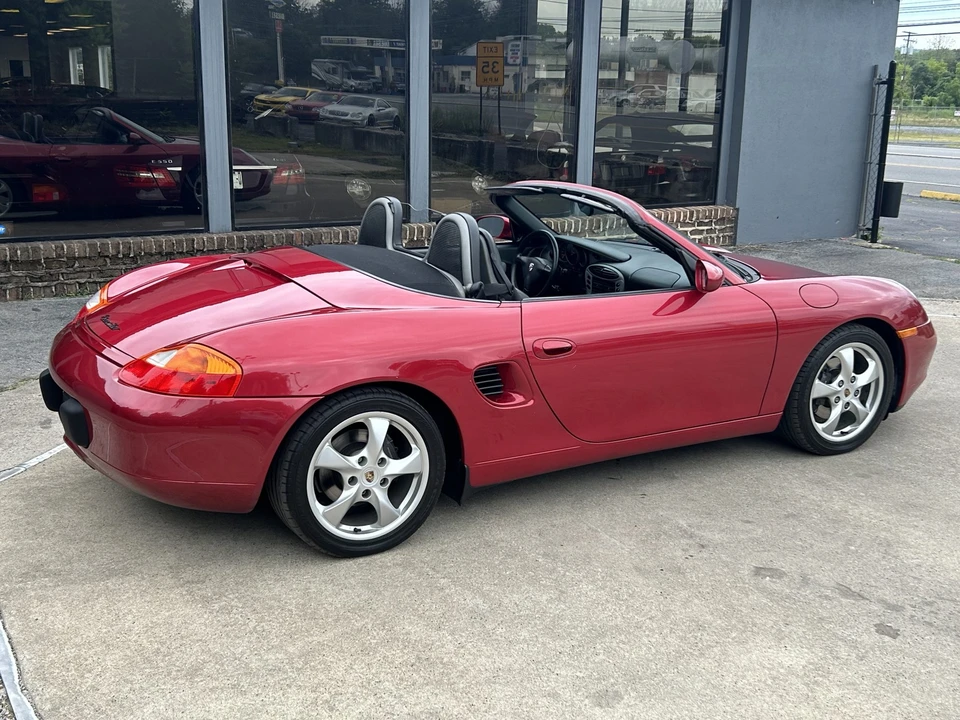 2001 Porsche 986 Boxster - Image 19 of 31