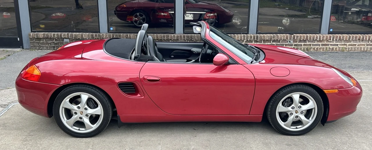 2001 Porsche 986 Boxster - Image 14 of 31