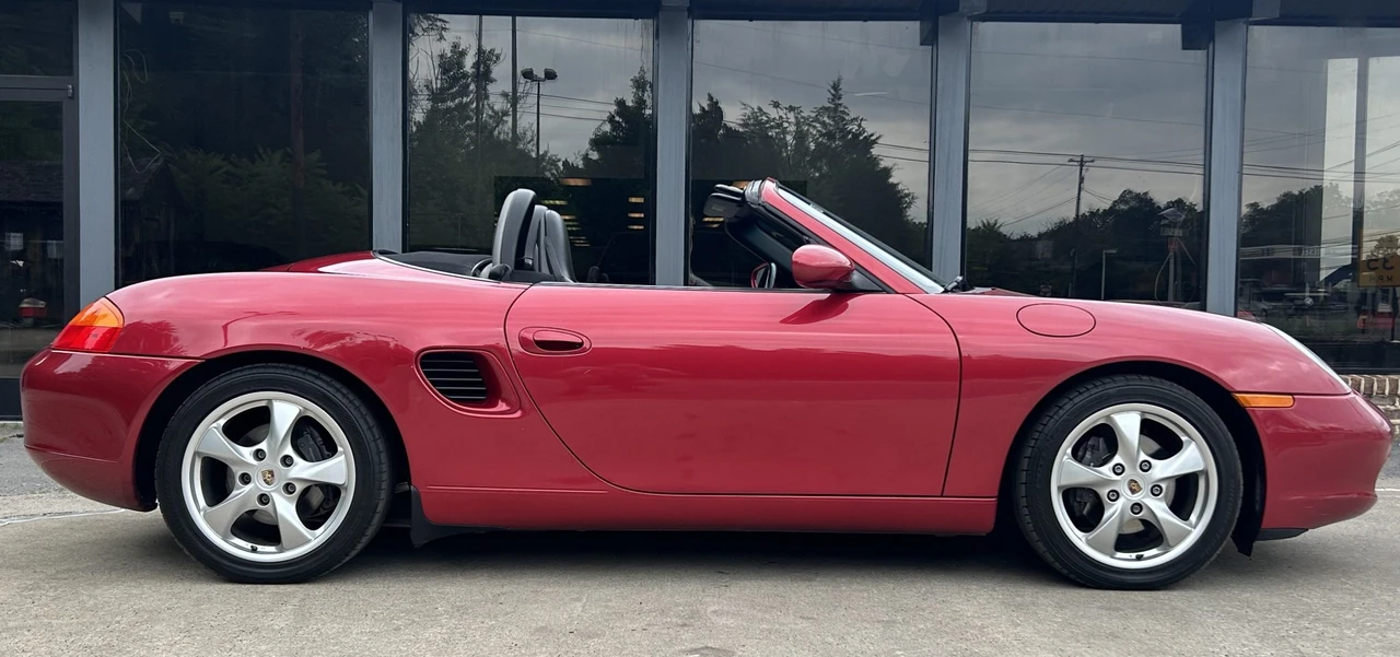 2001 Porsche 986 Boxster - Image 15 of 31
