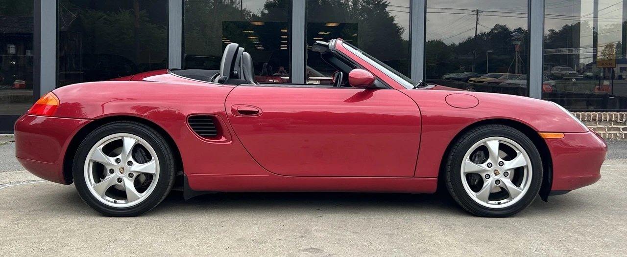 2001 Porsche 986 Boxster - Image 16 of 31
