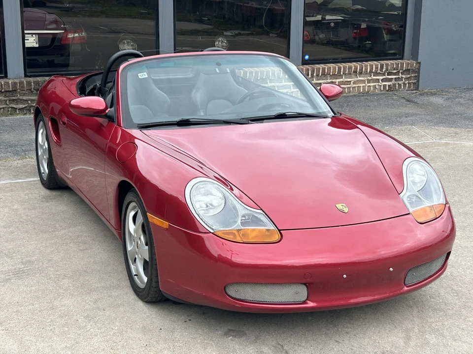 2001 Porsche 986 Boxster - Image 11 of 31