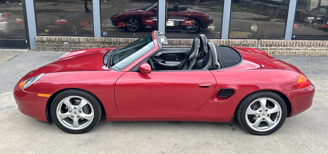 2001 Porsche 986 Boxster - Image 24 of 31