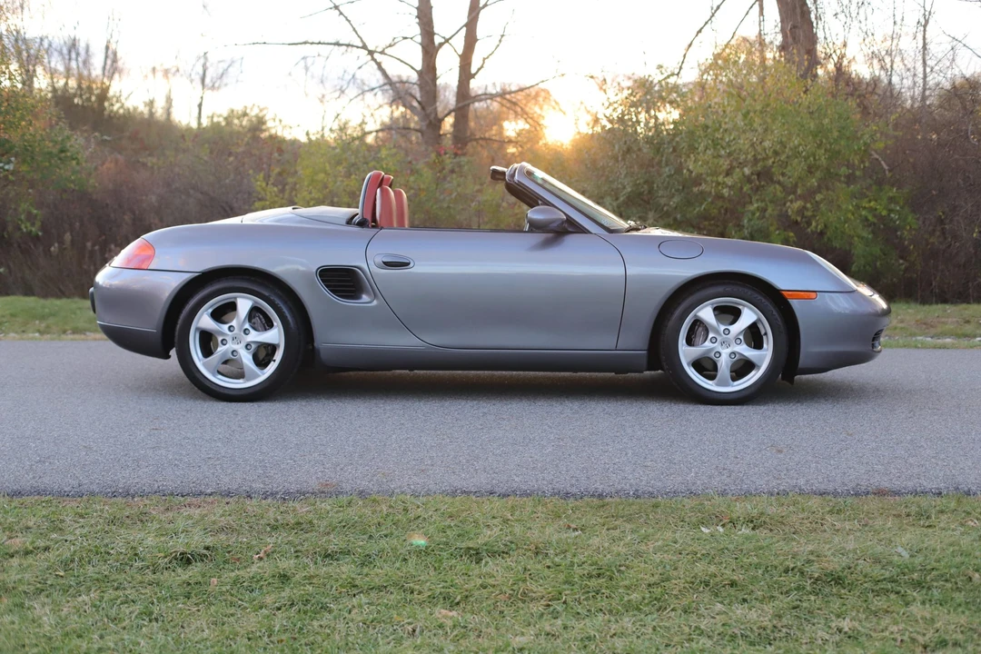 2001 Porsche 986 Boxster - Image 3 of 31