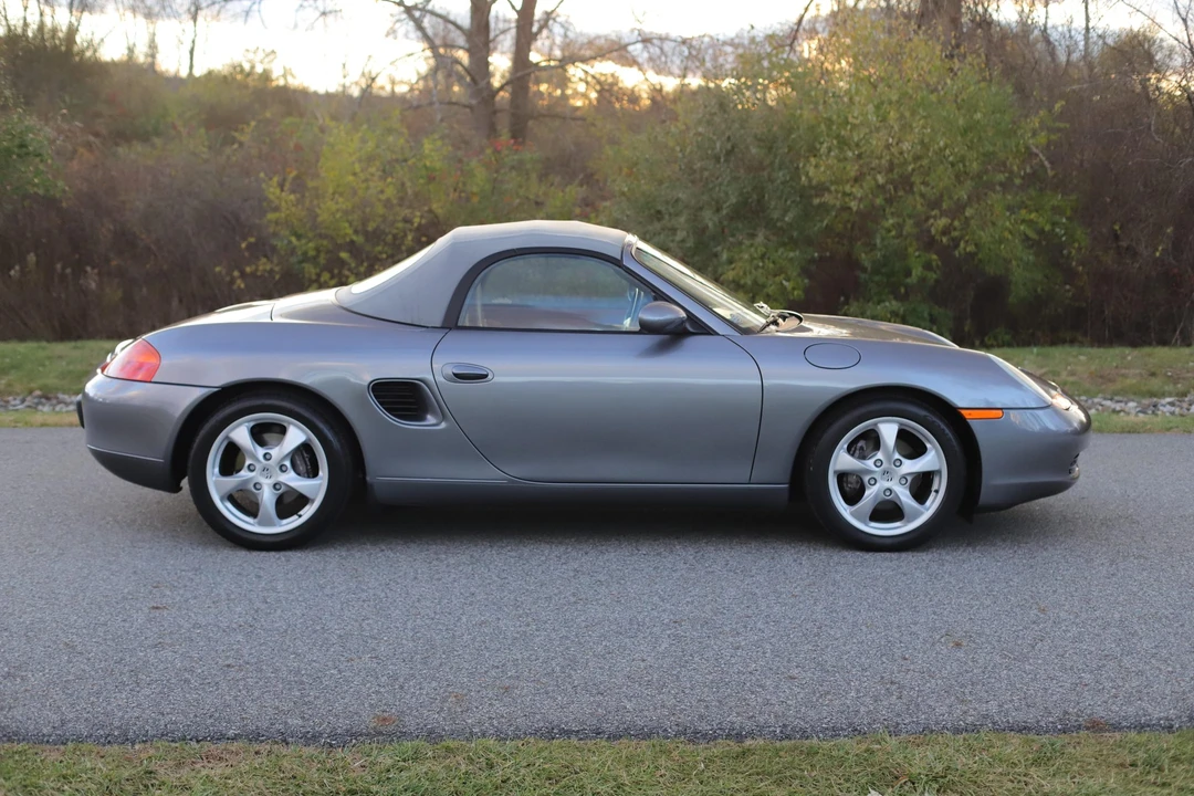 2001 Porsche 986 Boxster - Image 25 of 31