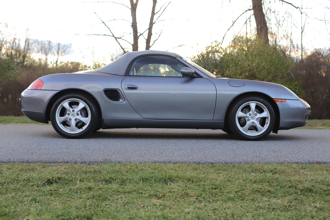 2001 Porsche 986 Boxster - Image 26 of 31