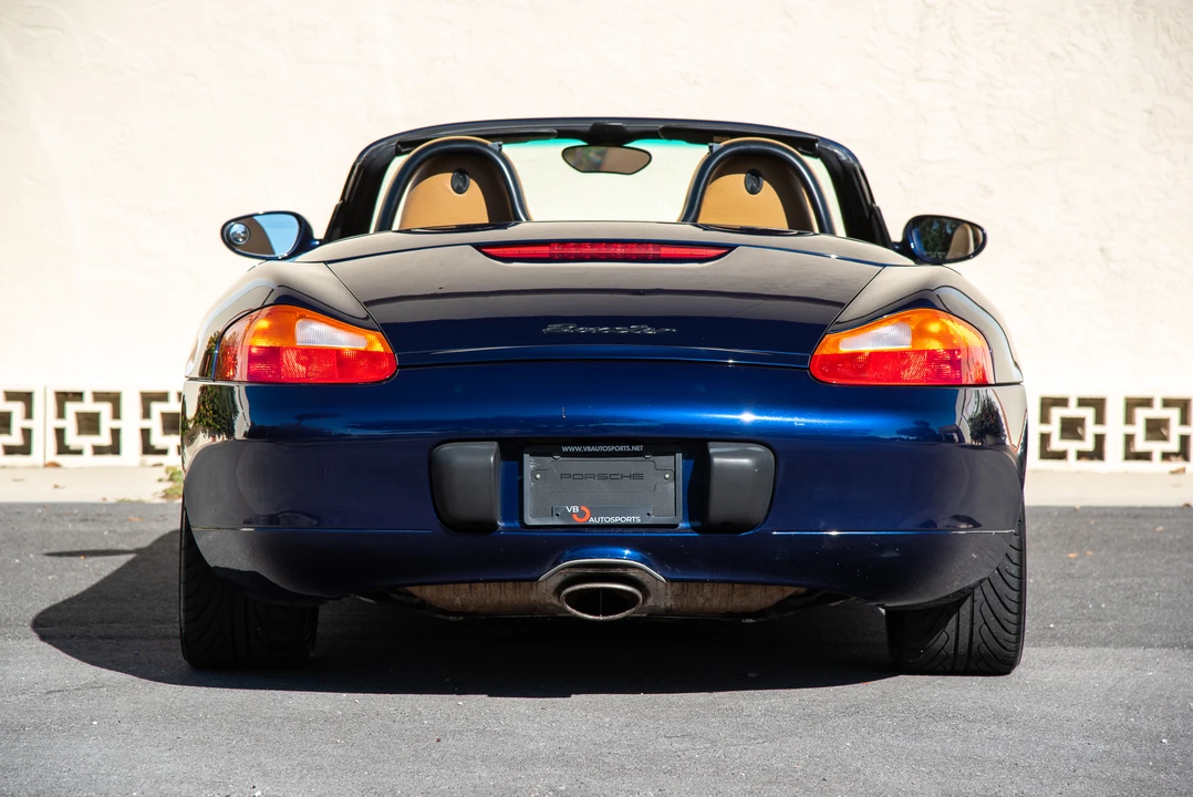 2001 Porsche 986 Boxster - Image 9 of 31