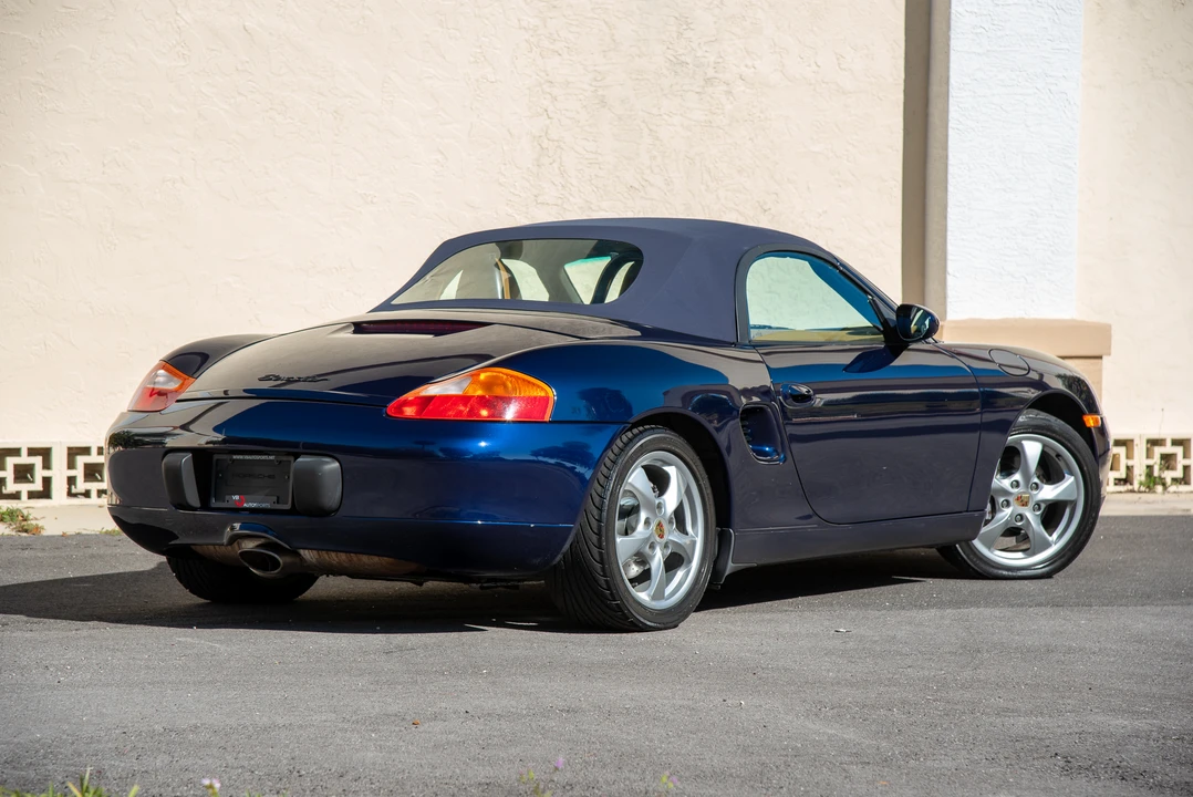 2001 Porsche 986 Boxster - Image 13 of 31