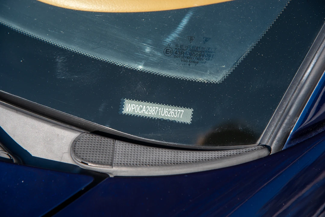 2001 Porsche 986 Boxster - Image 21 of 31
