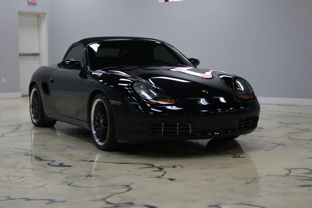 2001 Porsche 986 Boxster - Image 24 of 31