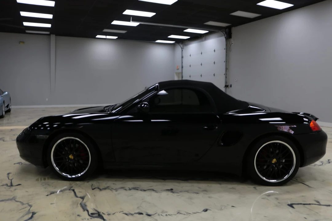 2001 Porsche 986 Boxster - Image 12 of 31