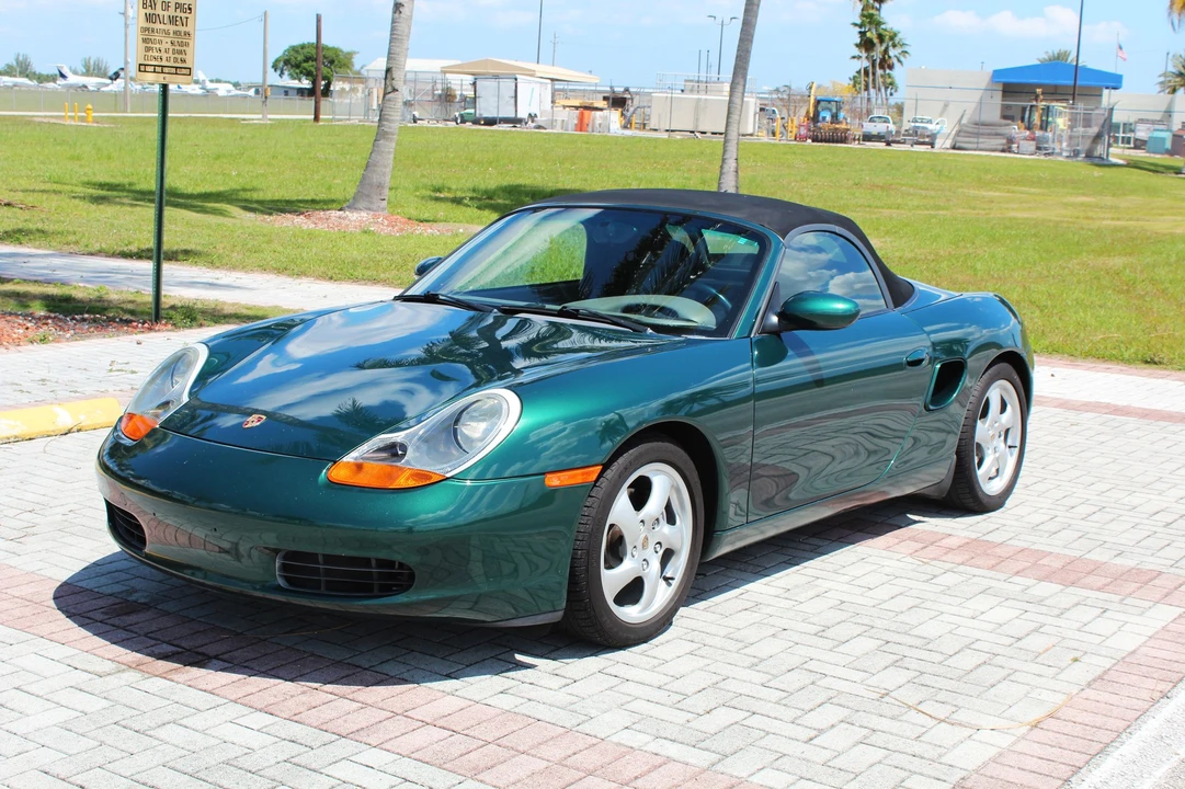 2001 Porsche 986 Boxster - Image 26 of 31