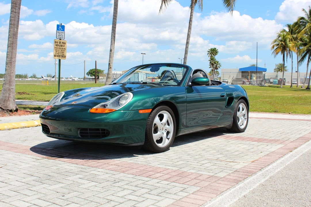 2001 Porsche 986 Boxster - Image 24 of 31