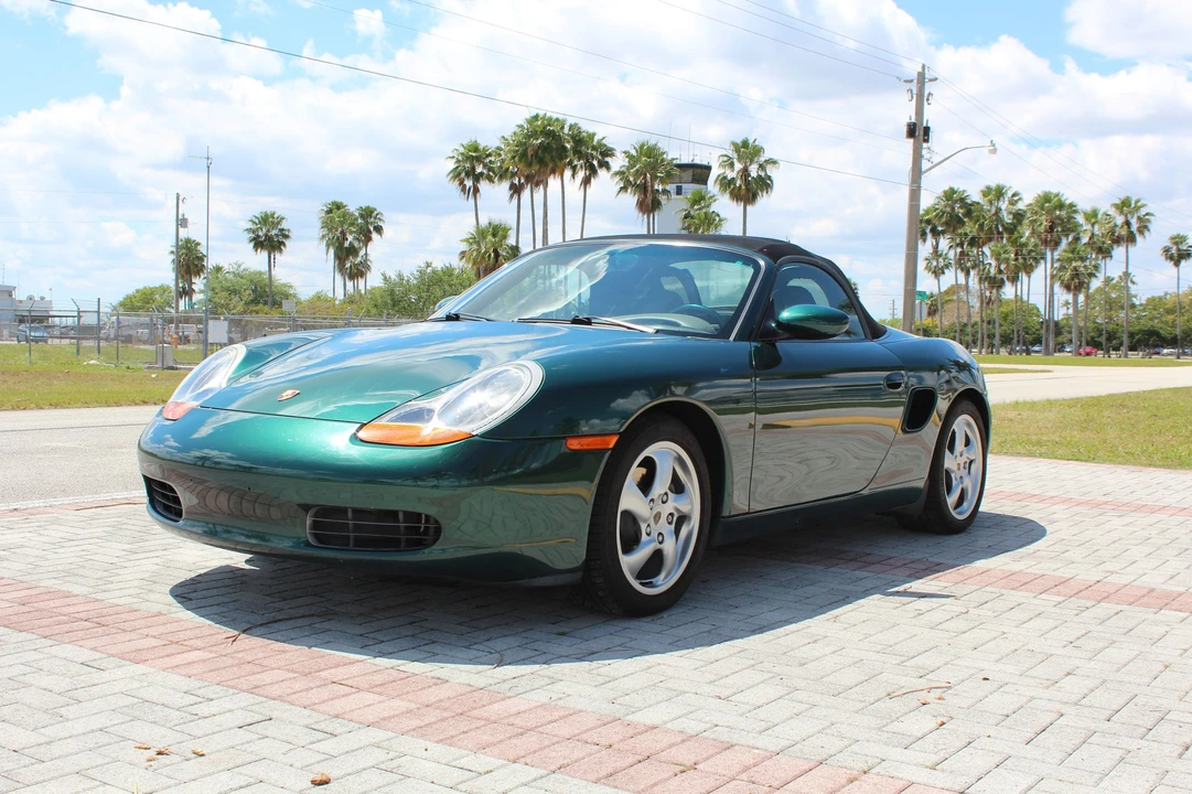 2001 Porsche 986 Boxster - Image 16 of 31